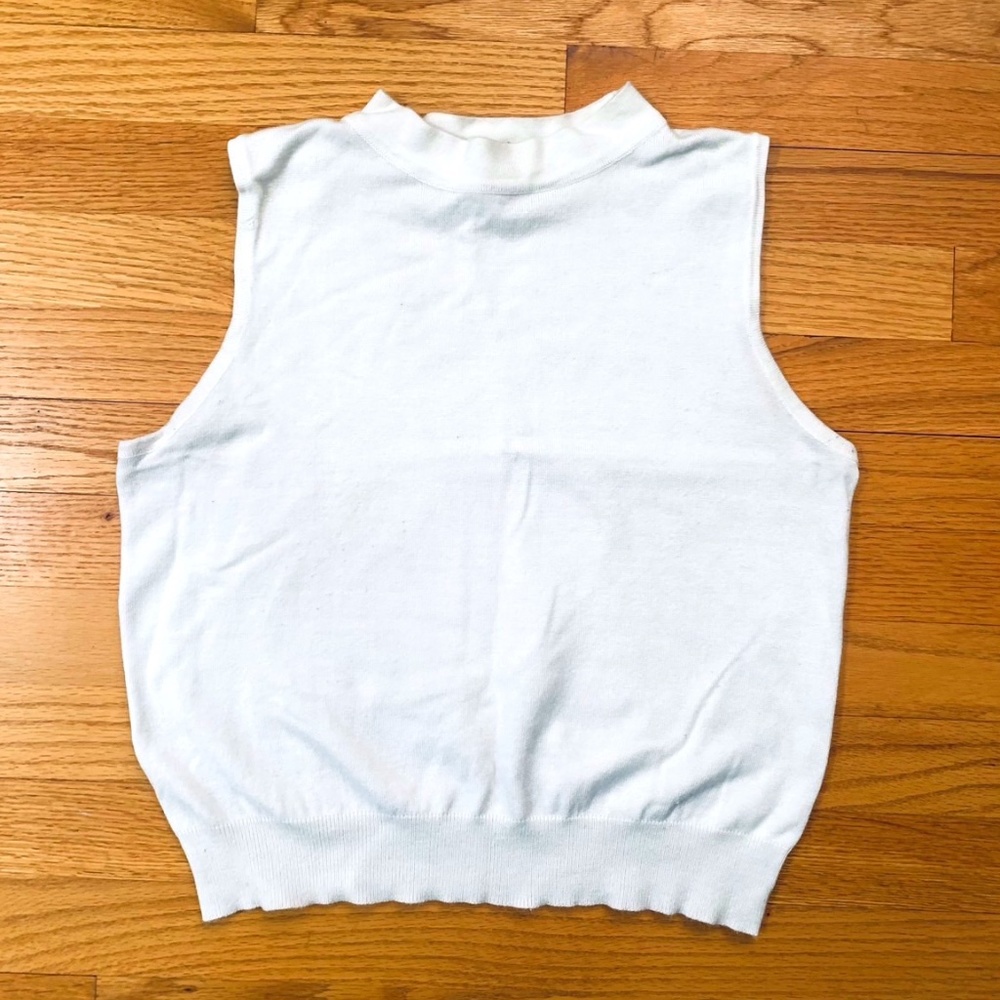 White mock neck knit cropped top